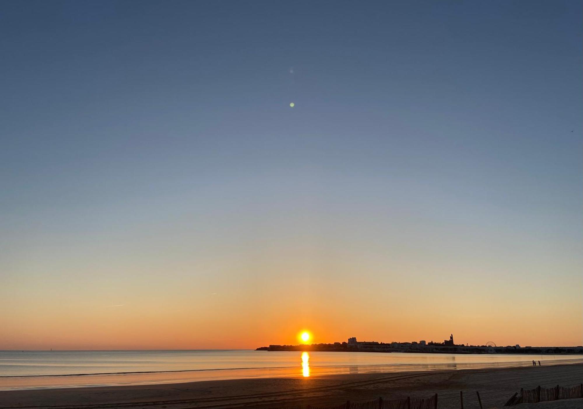 Logis Paul Massy Bed & Breakfast Meschers-sur-Gironde Dış mekan fotoğraf